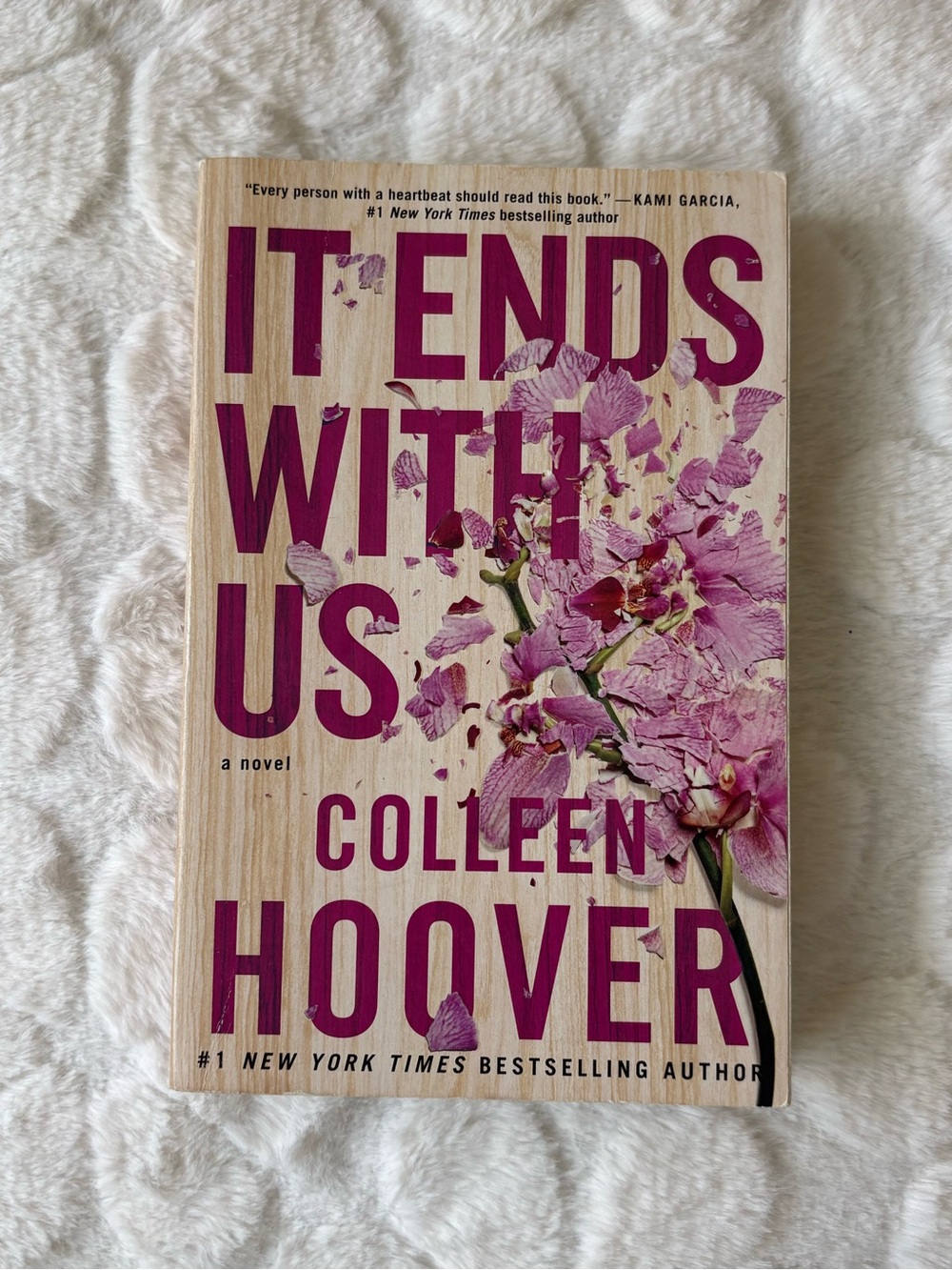 It Ends With Us by Colleen Hoover - Paperback Novel